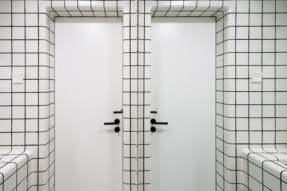 beijing wudaokou store of suren leather goods china by wonder architects