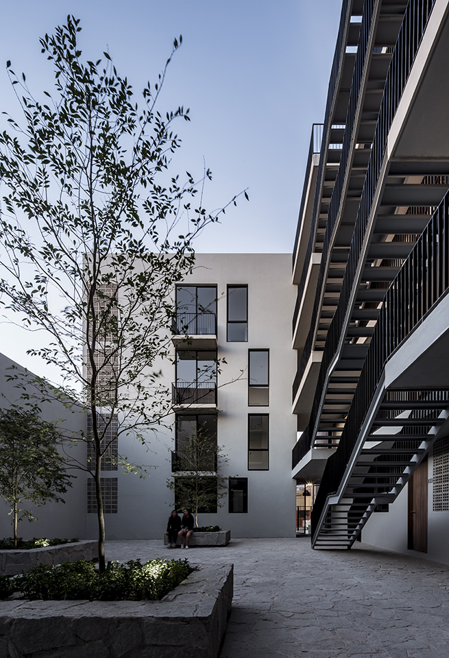 del patio apartamentos by estudio hidalgo 1