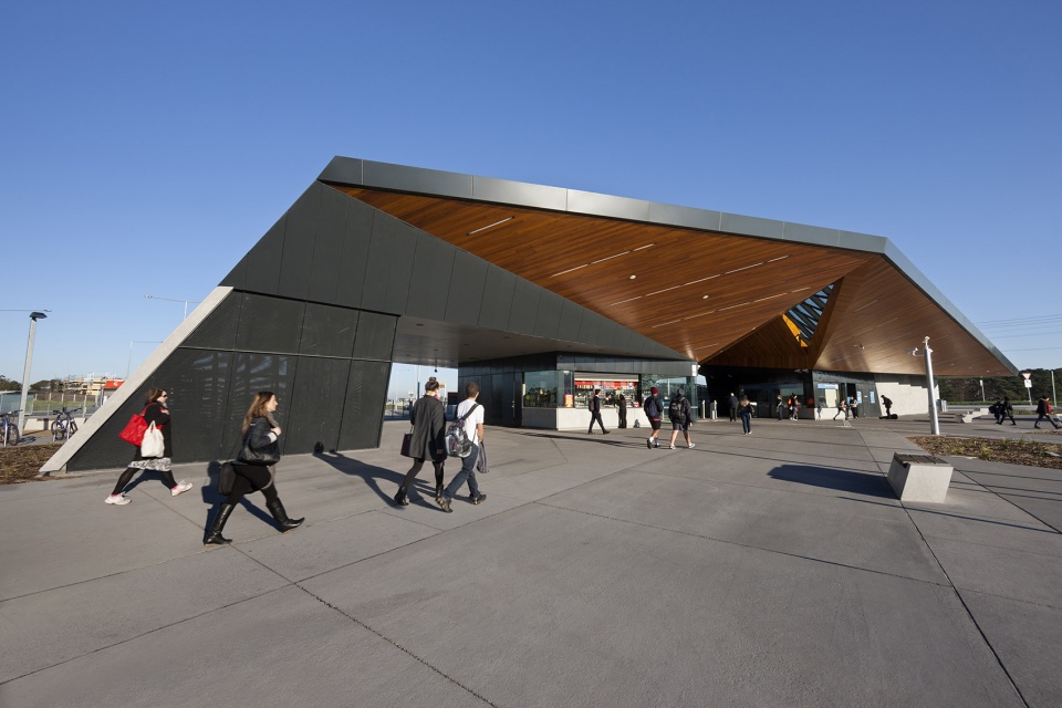 south morang rail extension by cox architecture 1