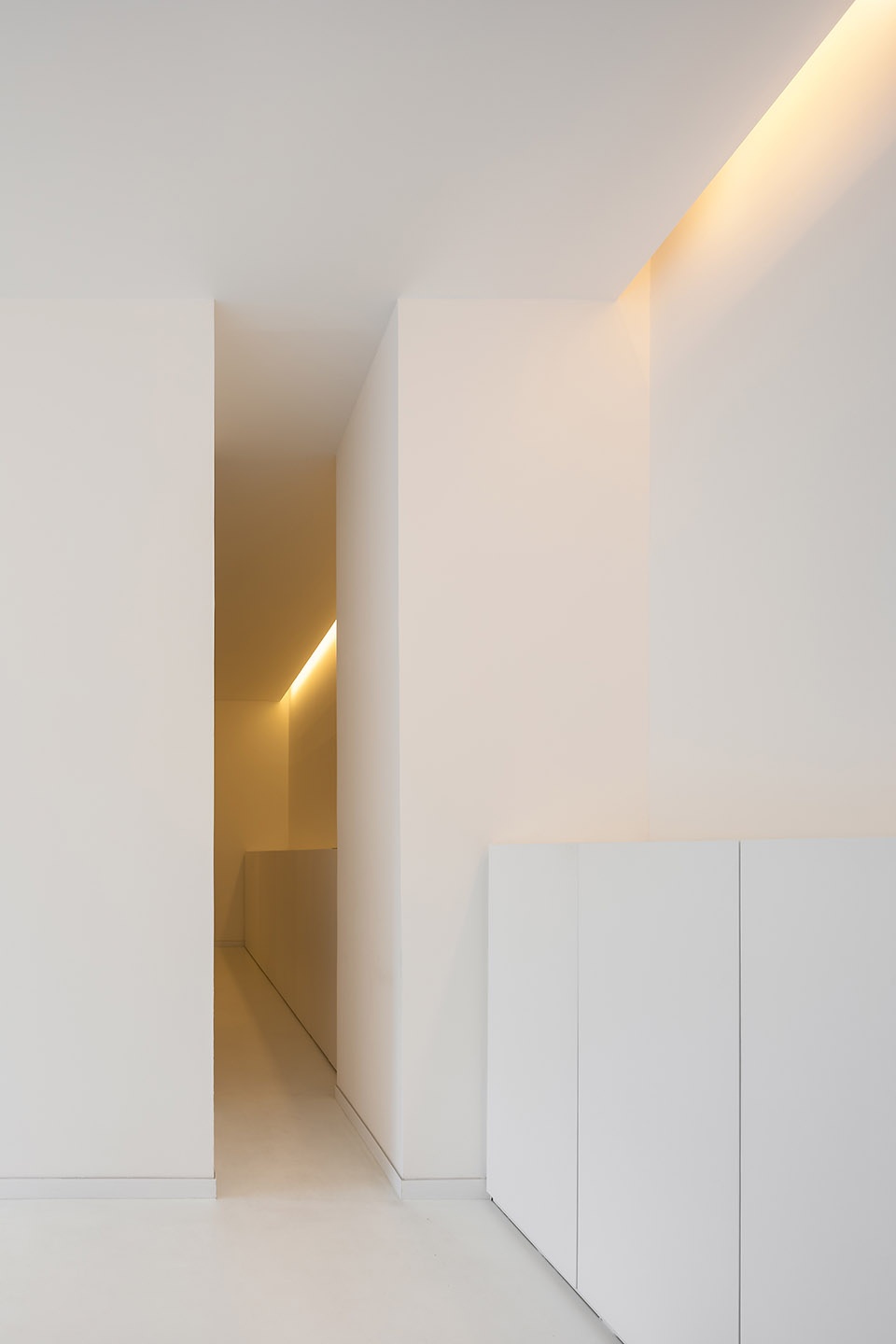 hw studio office by hw studio