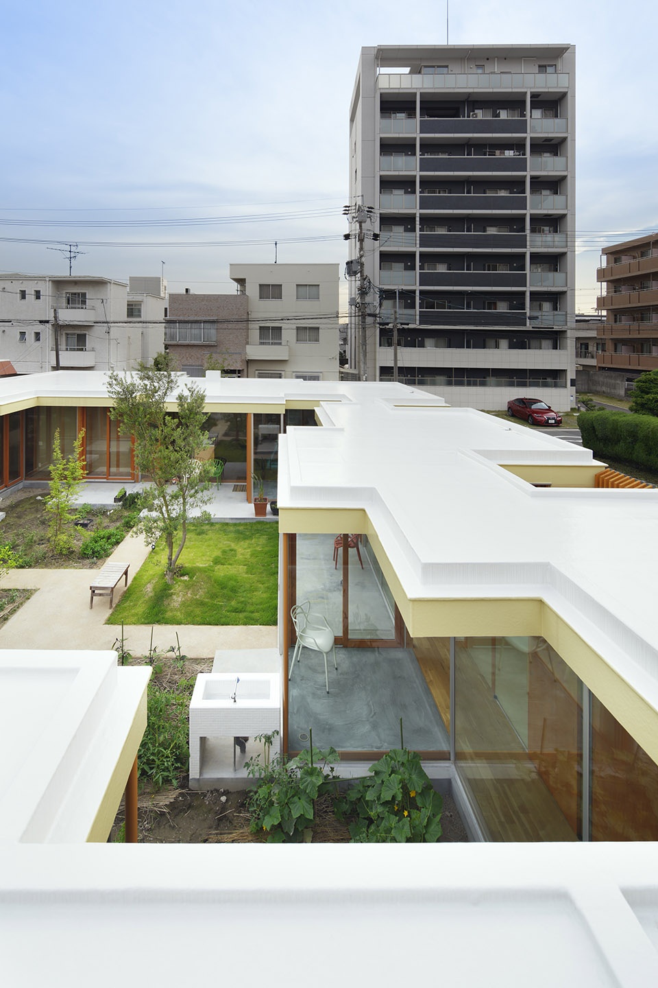 nagoya courthouse by takeshi hosaka architects