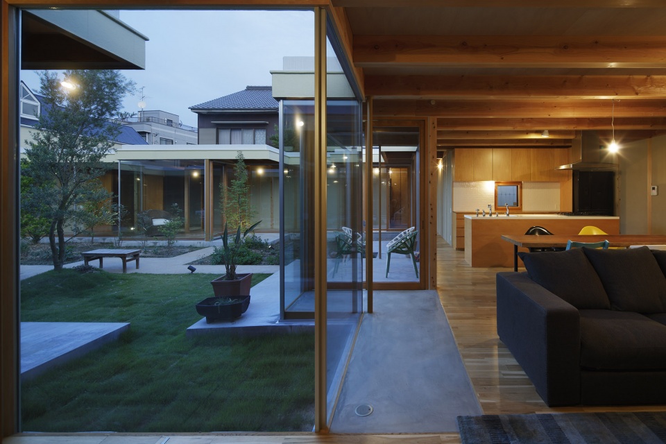 nagoya courthouse by takeshi hosaka architects