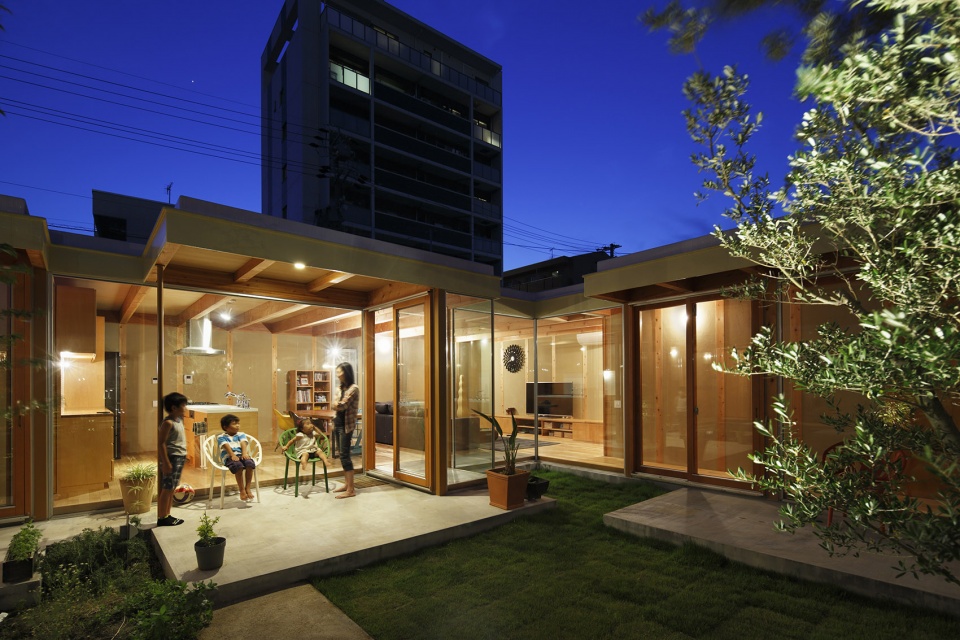 nagoya courthouse by takeshi hosaka architects