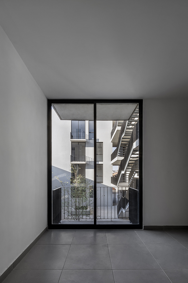 del patio apartamentos by estudio hidalgo 1