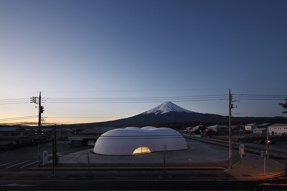 hoto fudo by takeshi hosaka architects