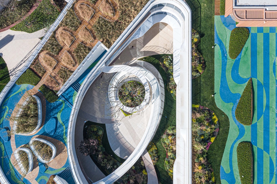 cifi donut kindergarten china by tianhua architecture planning engineering ltd