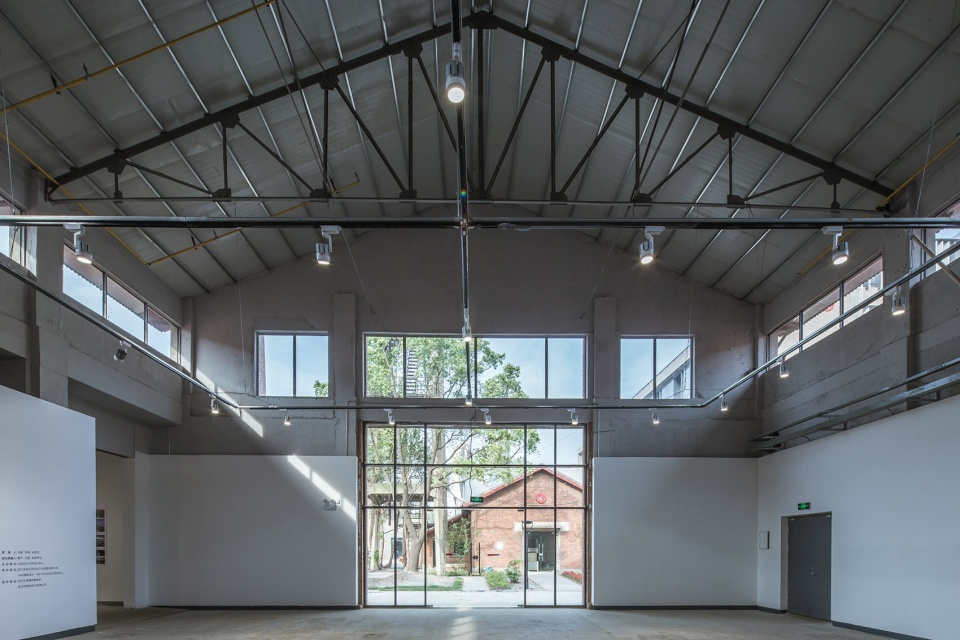 wuhan liangyou red town art design center china by uao