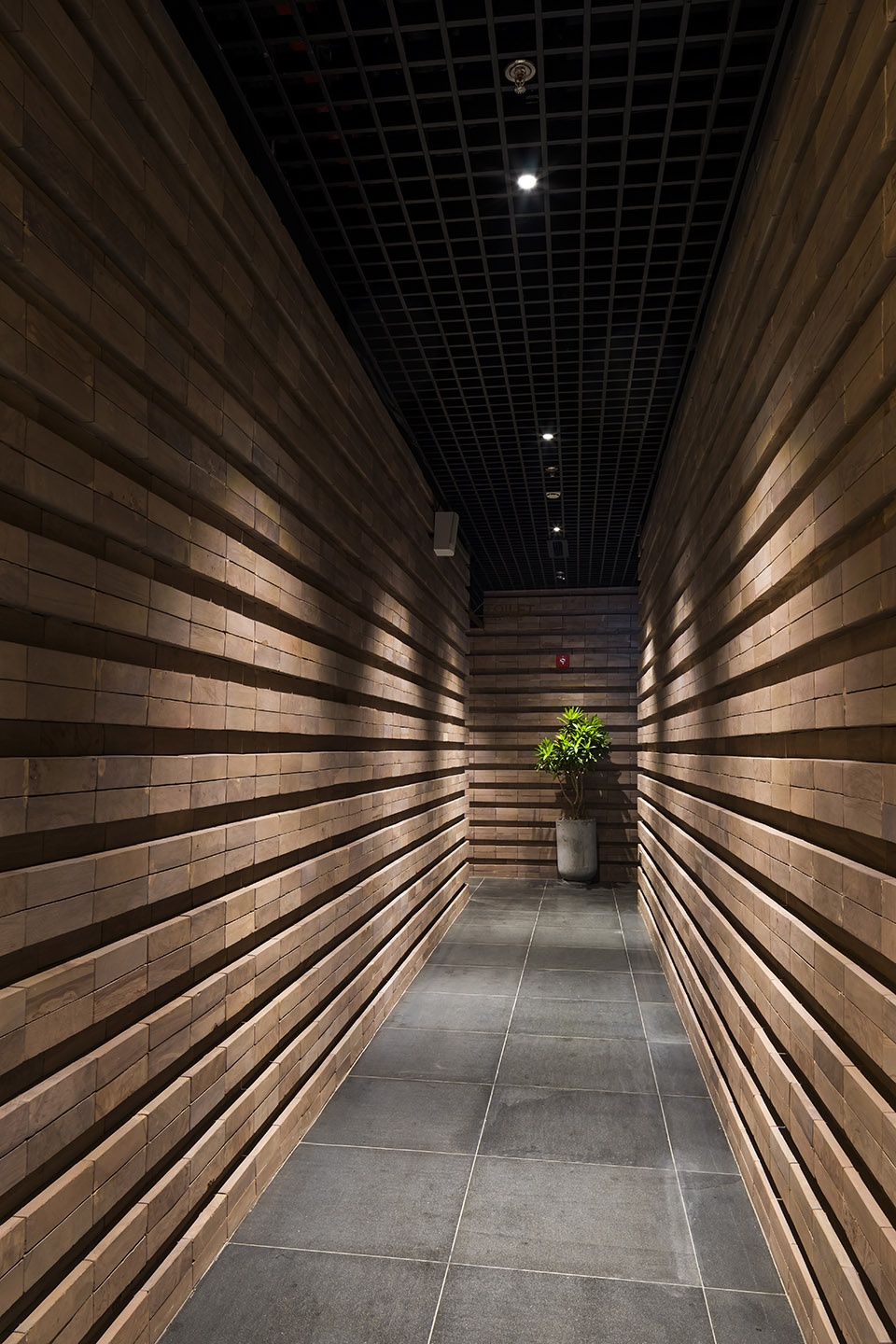 chicland hotel danang by vtn architects