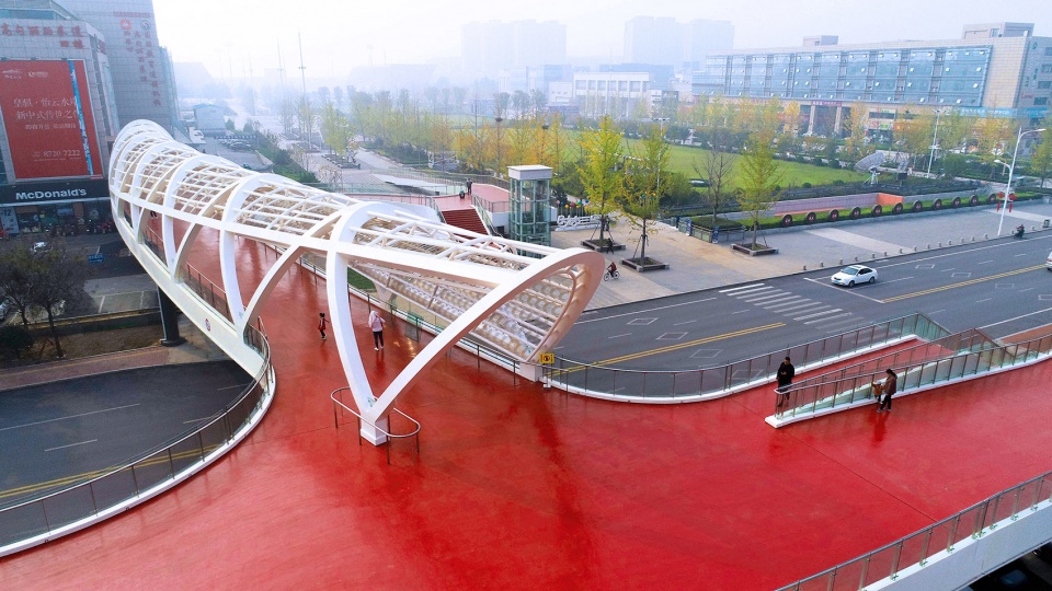 Aomen Road Gallery Bridge LDG