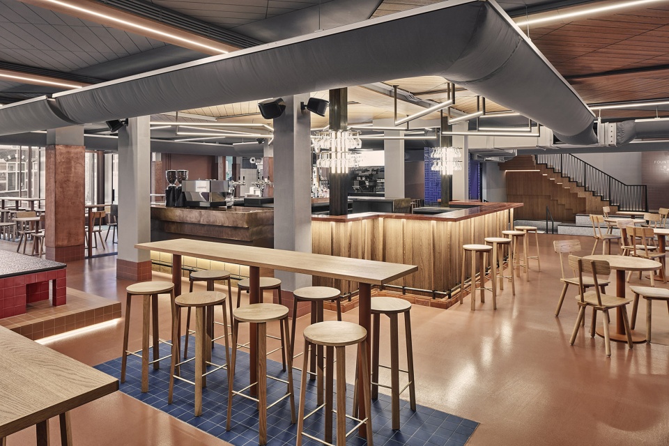 foodhallen den haag by studio modijefsky