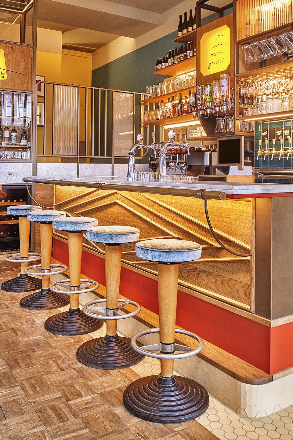 la cerveceria by studio modijefsky