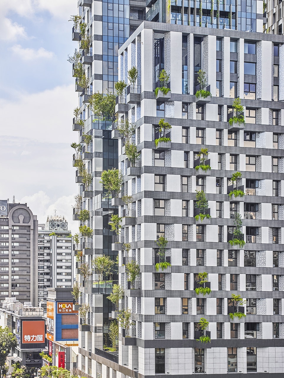 sky green by woha