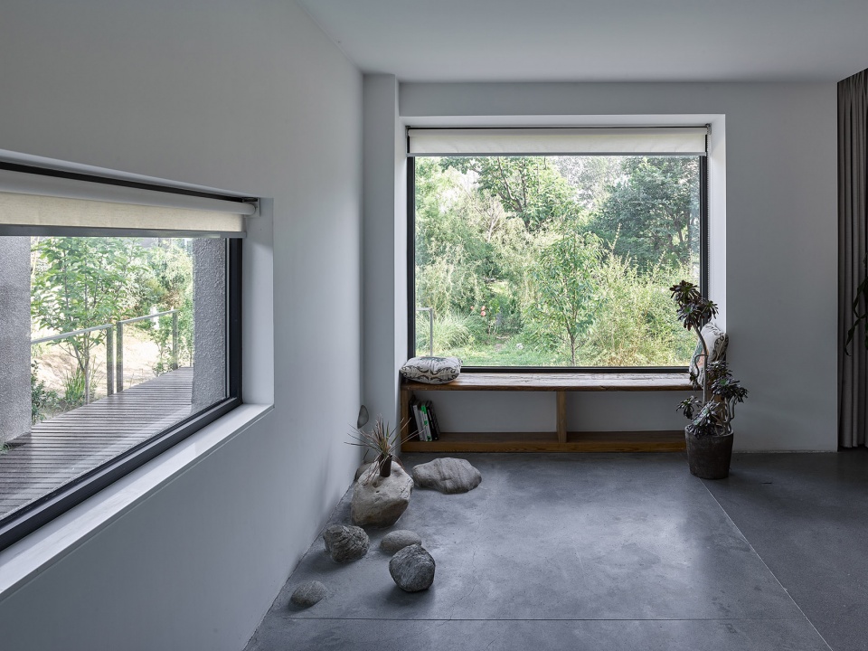 A house of walls DustART Office