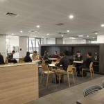 维多利亚州板球和社区中心，澳大利亚 / Cox Architecture