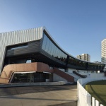 维多利亚州板球和社区中心，澳大利亚 / Cox Architecture