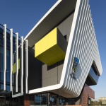 维多利亚州板球和社区中心，澳大利亚 / Cox Architecture