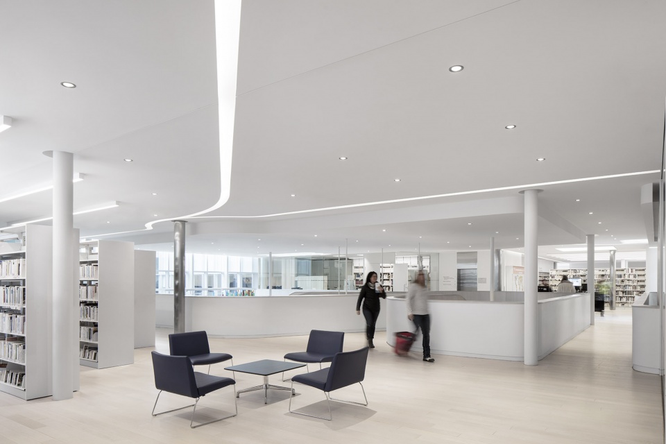 Drummondville Public Library Chevalier Morales Architectes