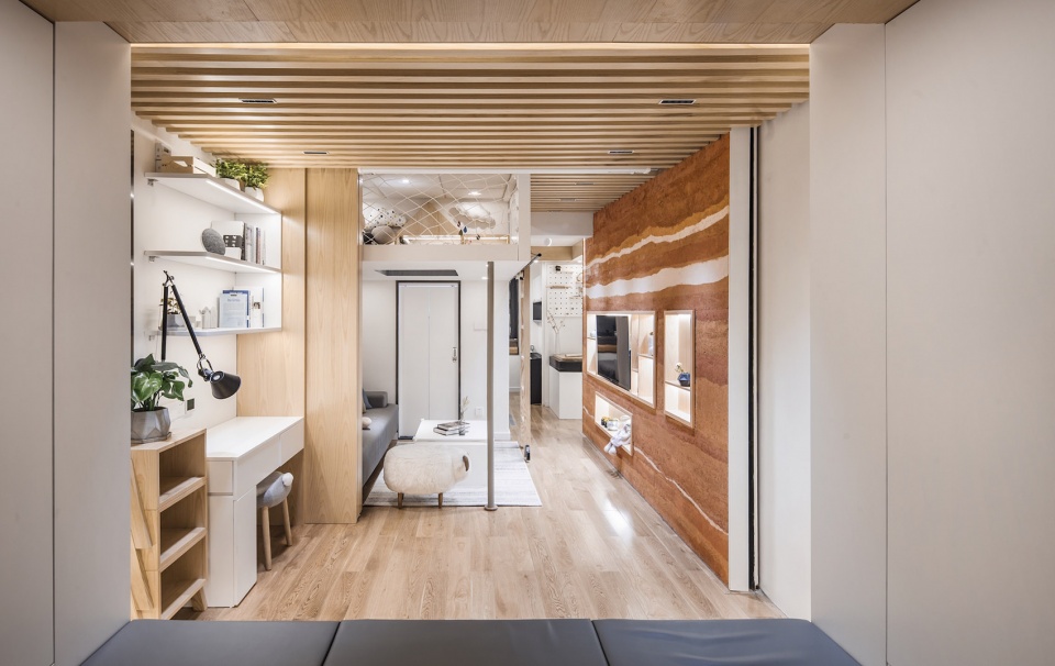 A House within Thirteen Steps by Limu Design Studio