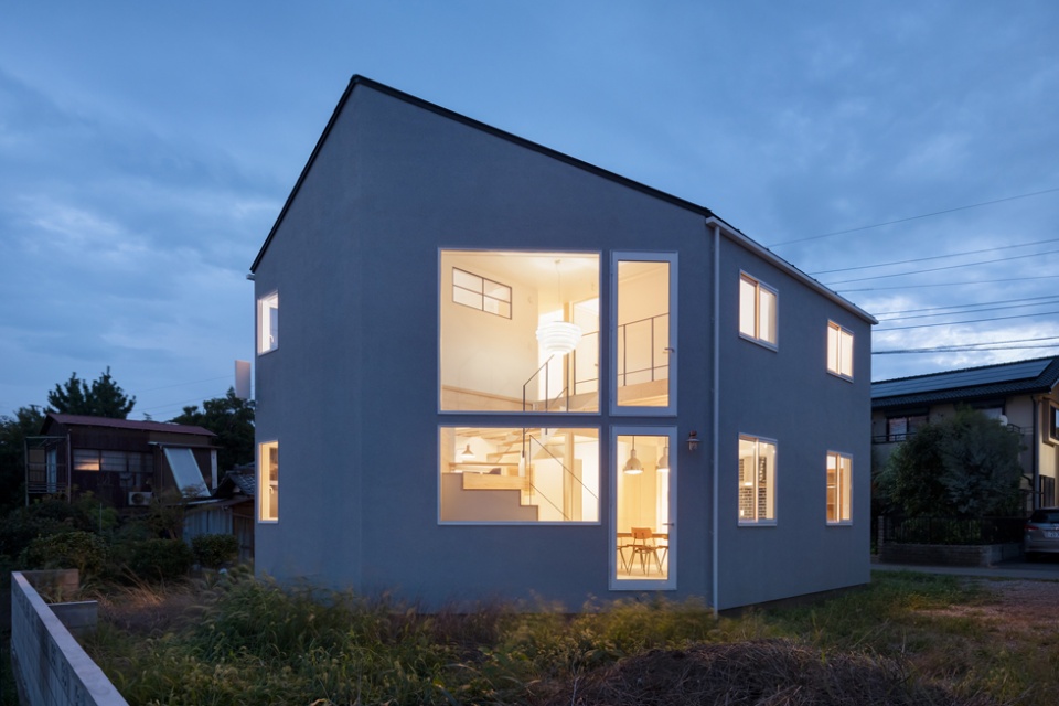 xquarter house by uenoa