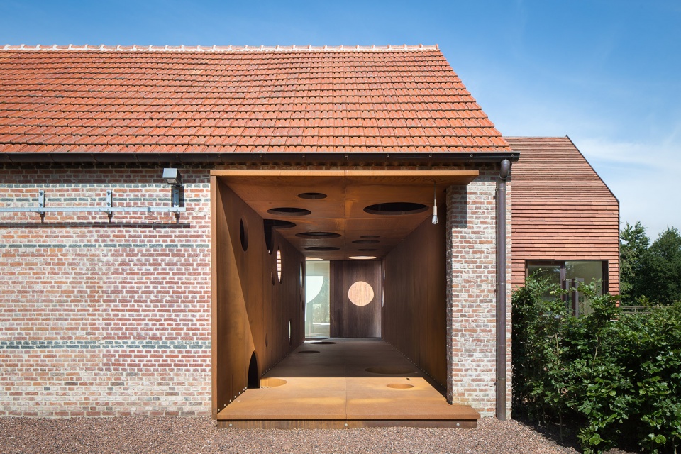 house olmen by pascal françois architects