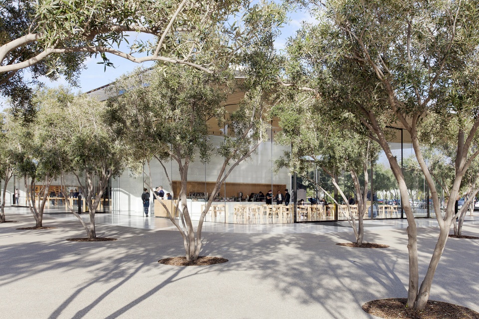 gooood archive visitor center