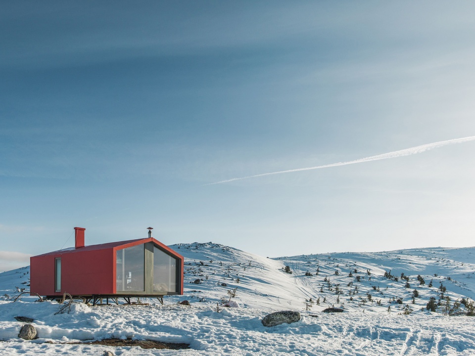 DublDom in Kandalaksha by BIO Architects
