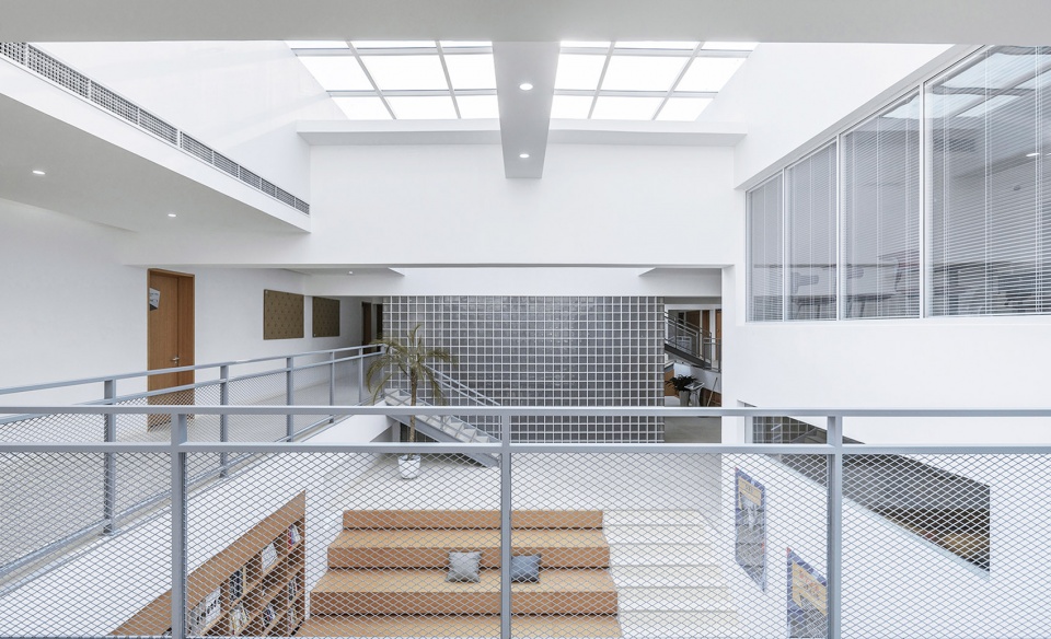 international department of beijing private junyi middle school china by edo architects
