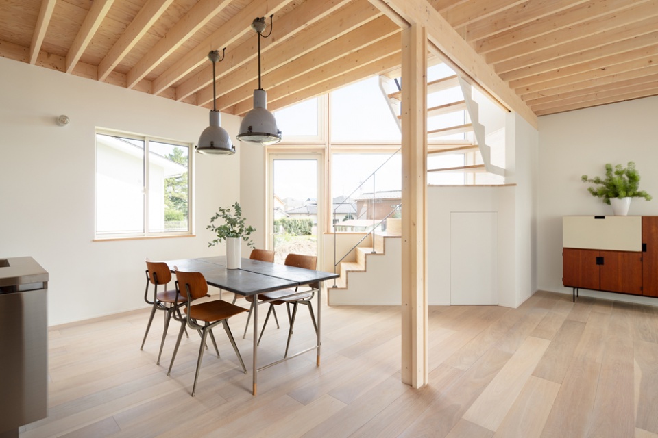 xquarter house by uenoa