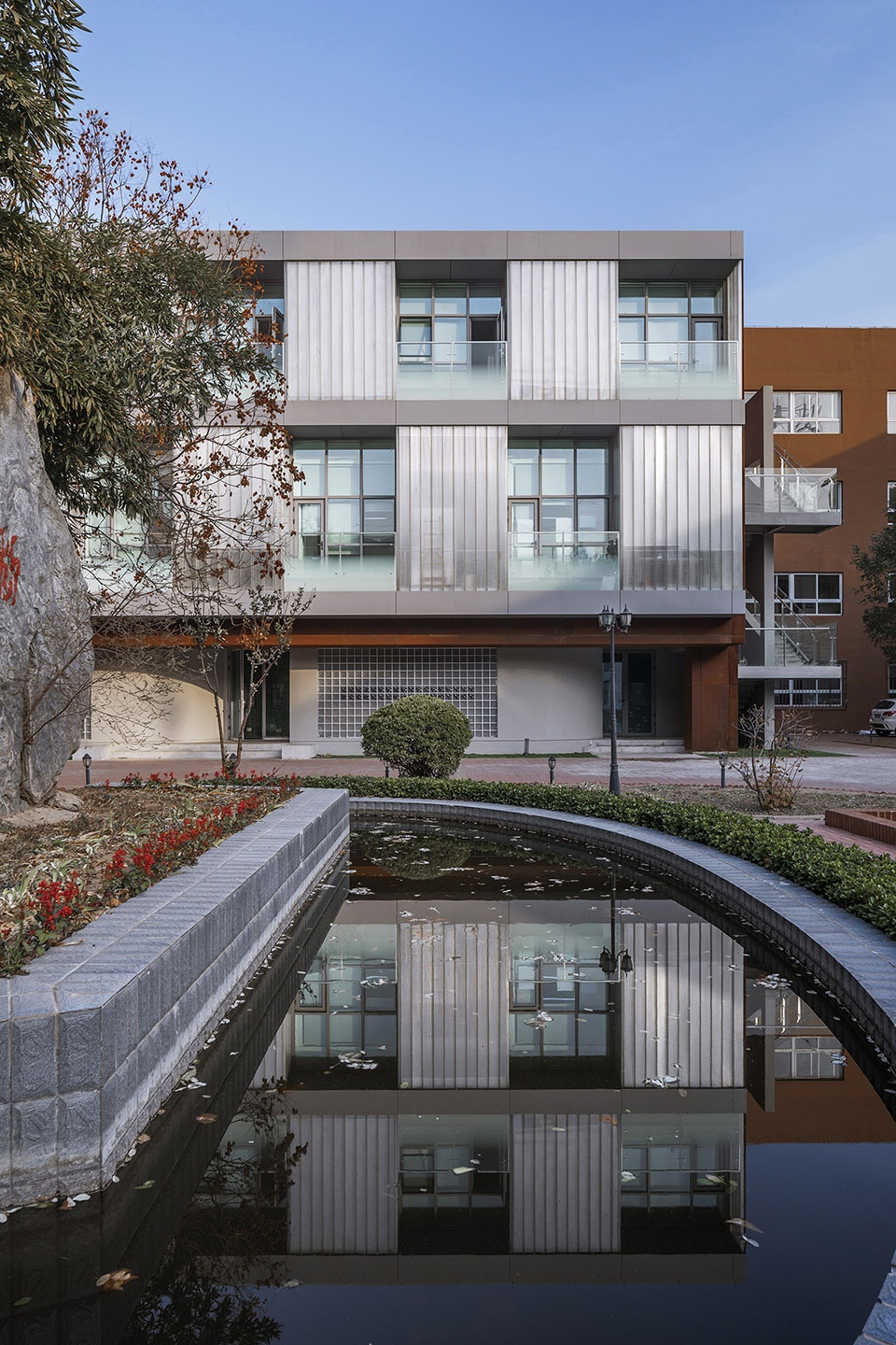 international department of beijing private junyi middle school china by edo architects