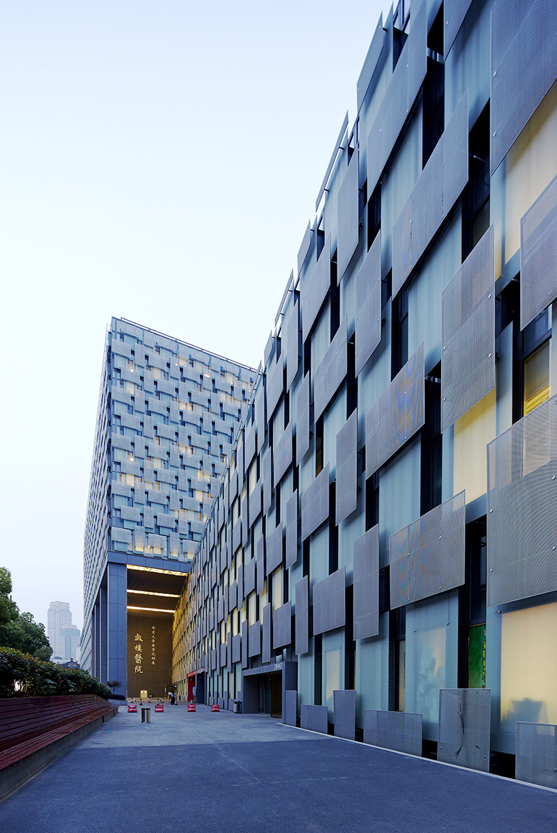 nanjing drum tower hospital china by lemanarc sa