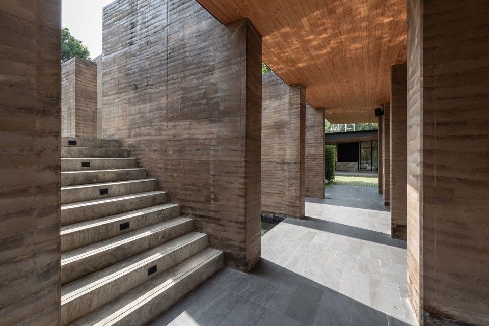 tara villa by idin architects