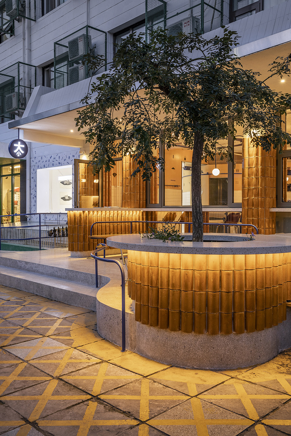bigsmall coffee beiluoguxiang china by designreserve