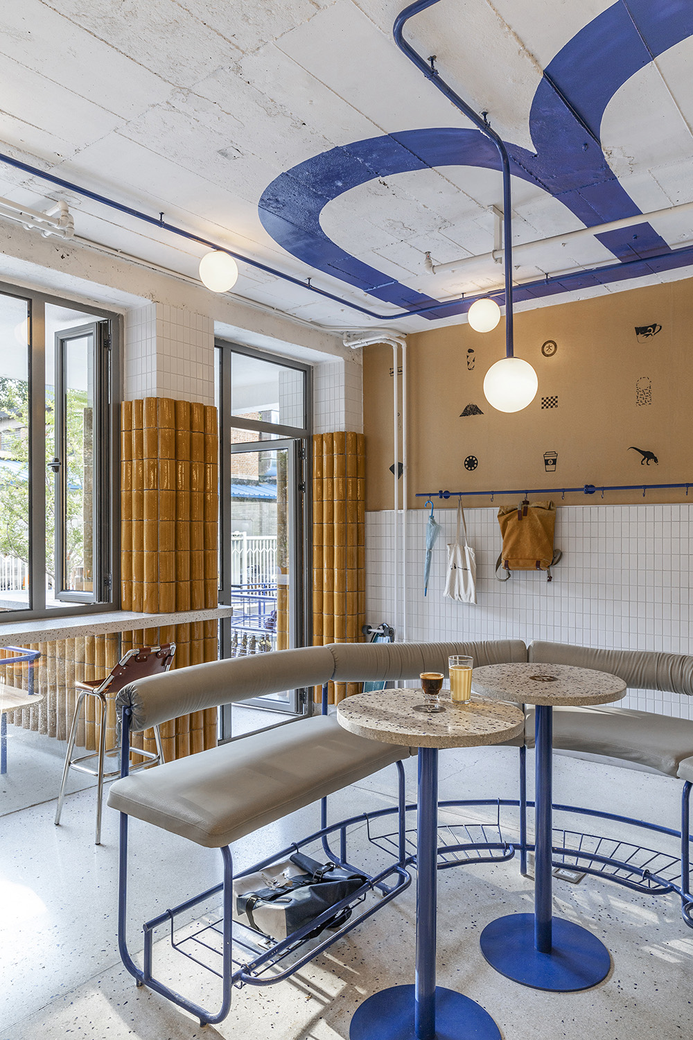 bigsmall coffee beiluoguxiang china by designreserve