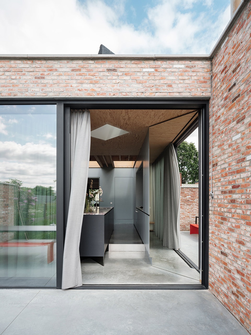 MIKA by ism architecten