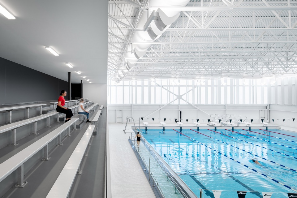 beloeil aquatics centre by lemay