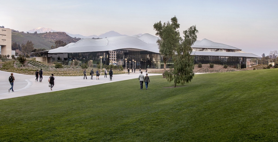 student services building by co architects