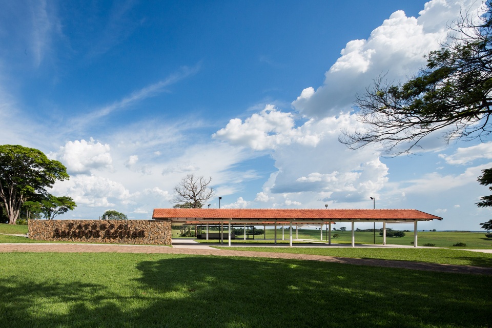 tatersal amador aguiar by bruno rossi arquitetos