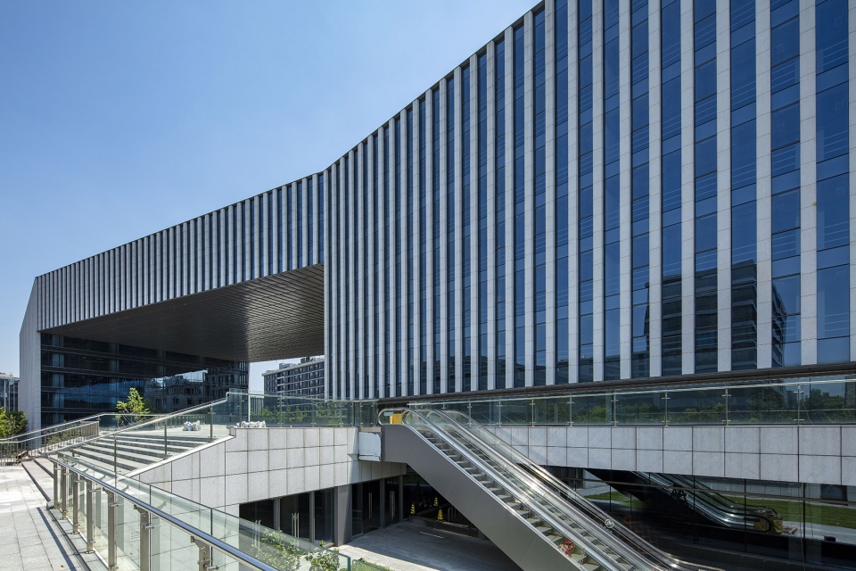 Shanghai Kingboard Centre by Aedas