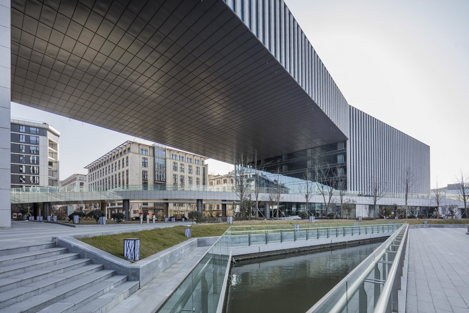Shanghai Kingboard Centre by Aedas