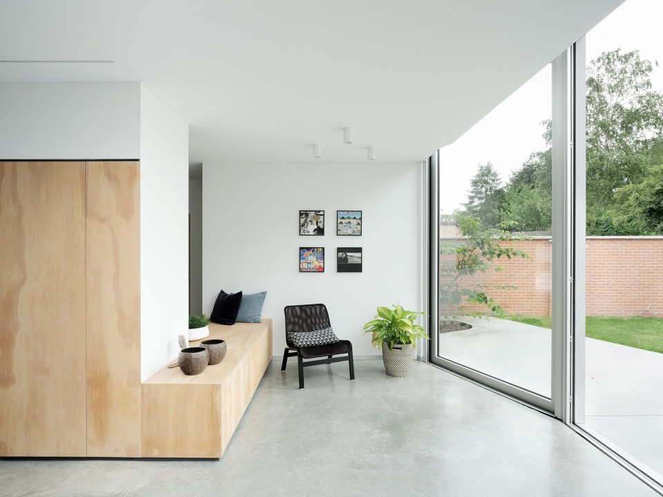 a house renovation for wendy and geert by ism architecten