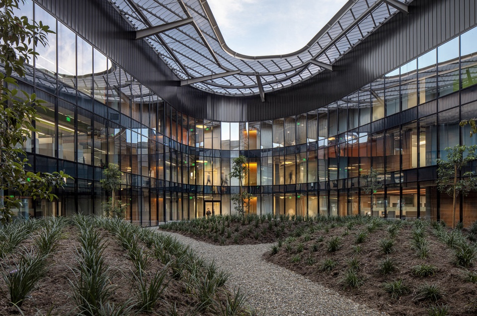 student services building by co architects