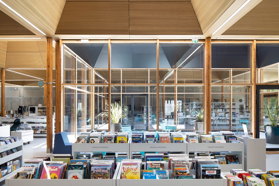 pierre veilletet library in bordeaux cauderan by atelier darchitecture king kong