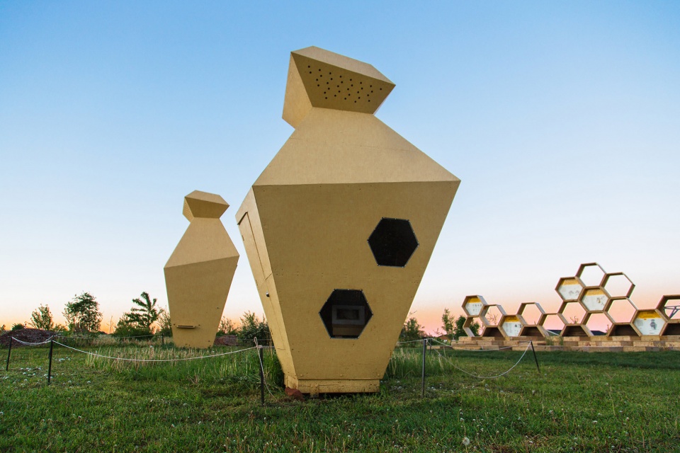 Urban Beehive Project by Nine Yards Studio