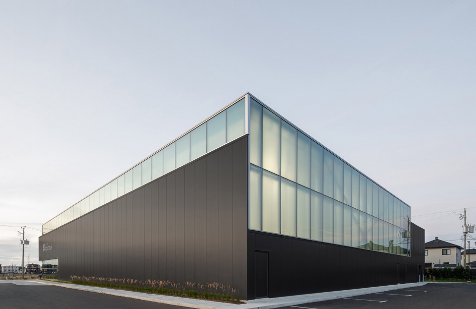 beloeil aquatics centre by lemay