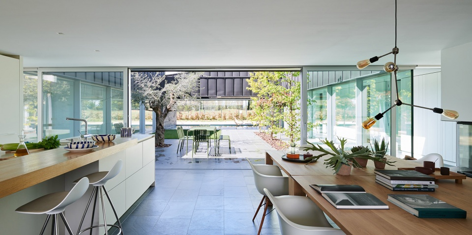 casa unifamiliar mj by alventosa morell arquitectes