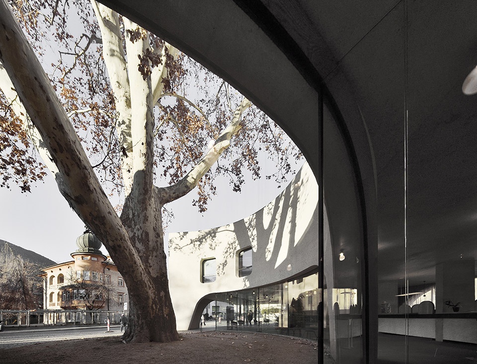 treehugger tourist information office by modusarchitects