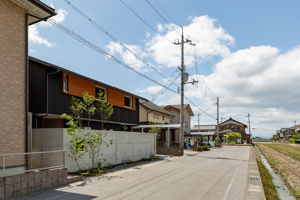 hikone house by hearth architects