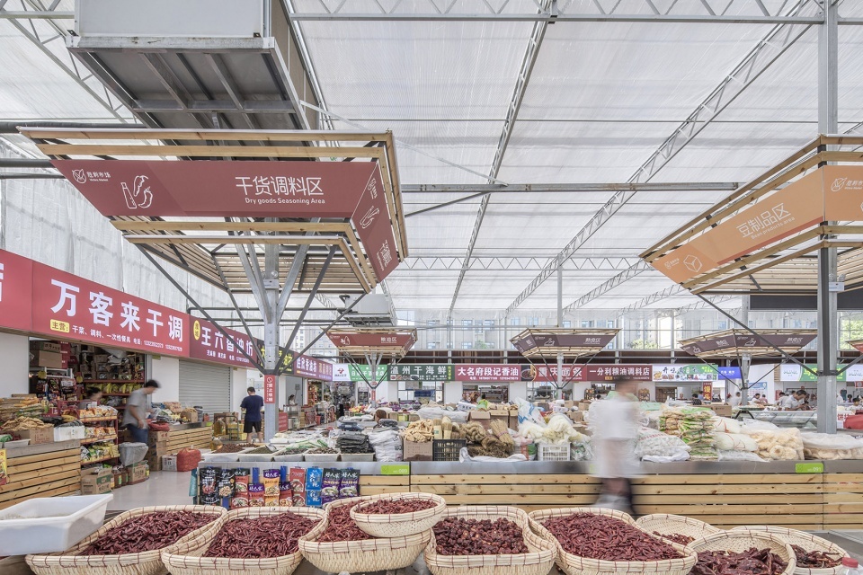 temporary site of shengli market china by luo studio 960x640