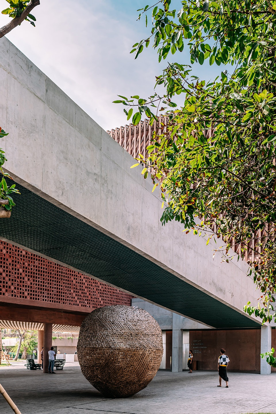 potato head studios by oma