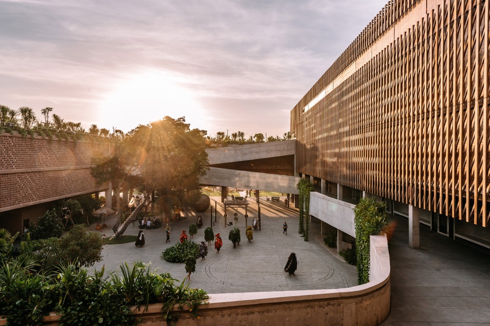 potato head studios by oma